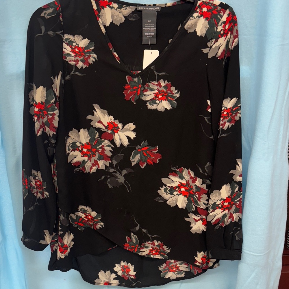 Chelsea & Theodore Black Floral Blouse